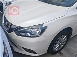 نيسان سيلفي